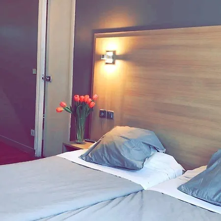 Hotel Bristol Republique Parigi