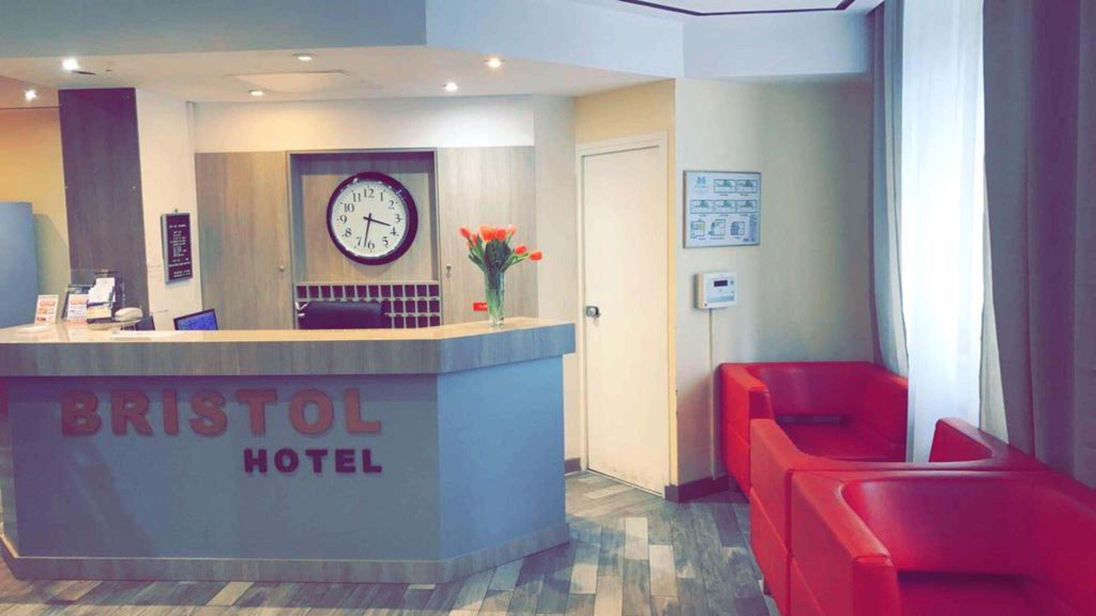 Hotel Bristol Republique