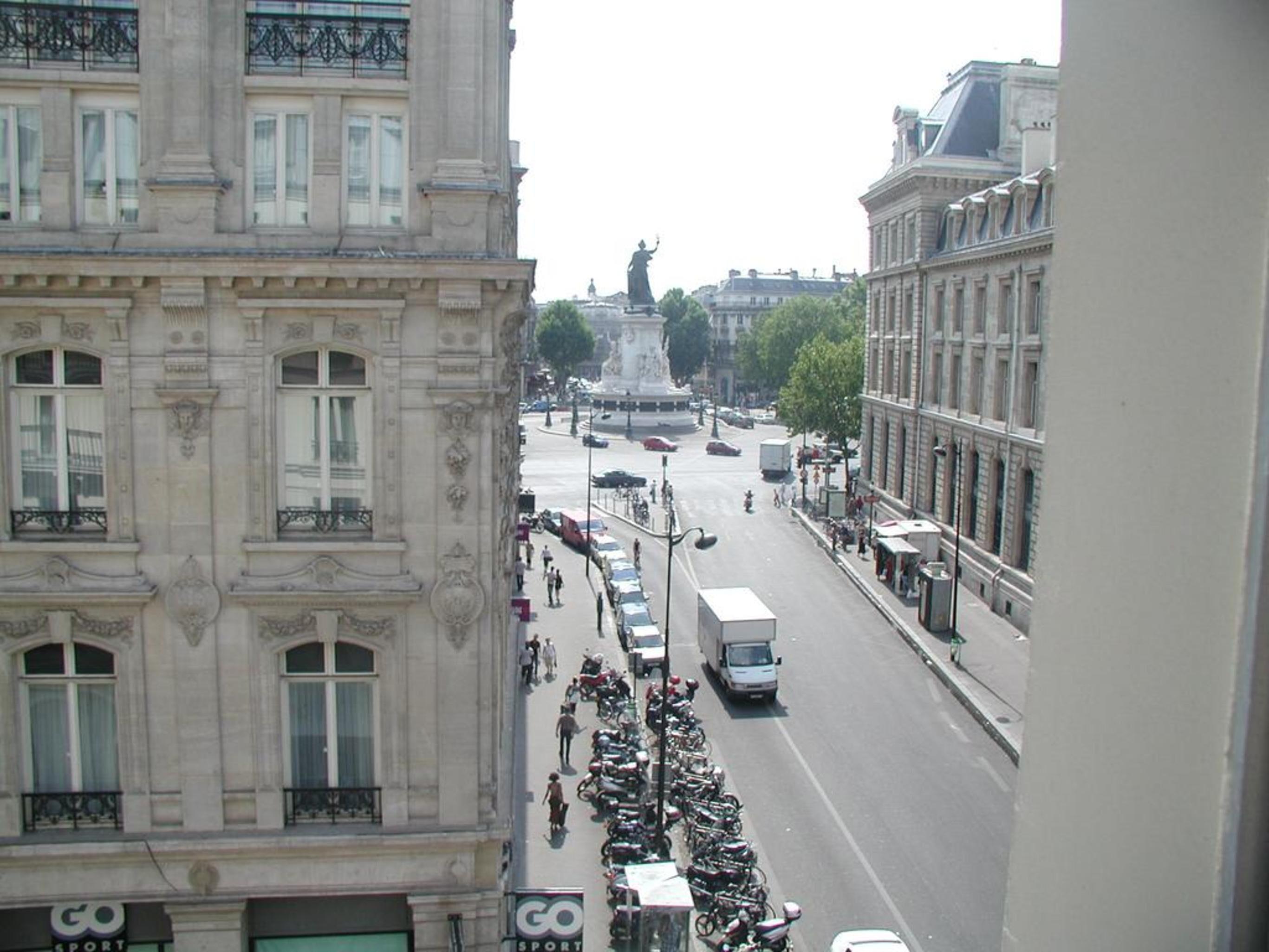 Bristol Republique Paris